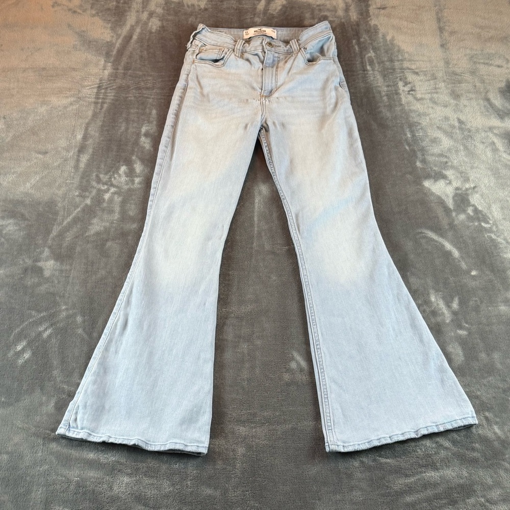 Hollister Women's Jeans Curvy High-Rise Flare Size 4S 27S Light Wash